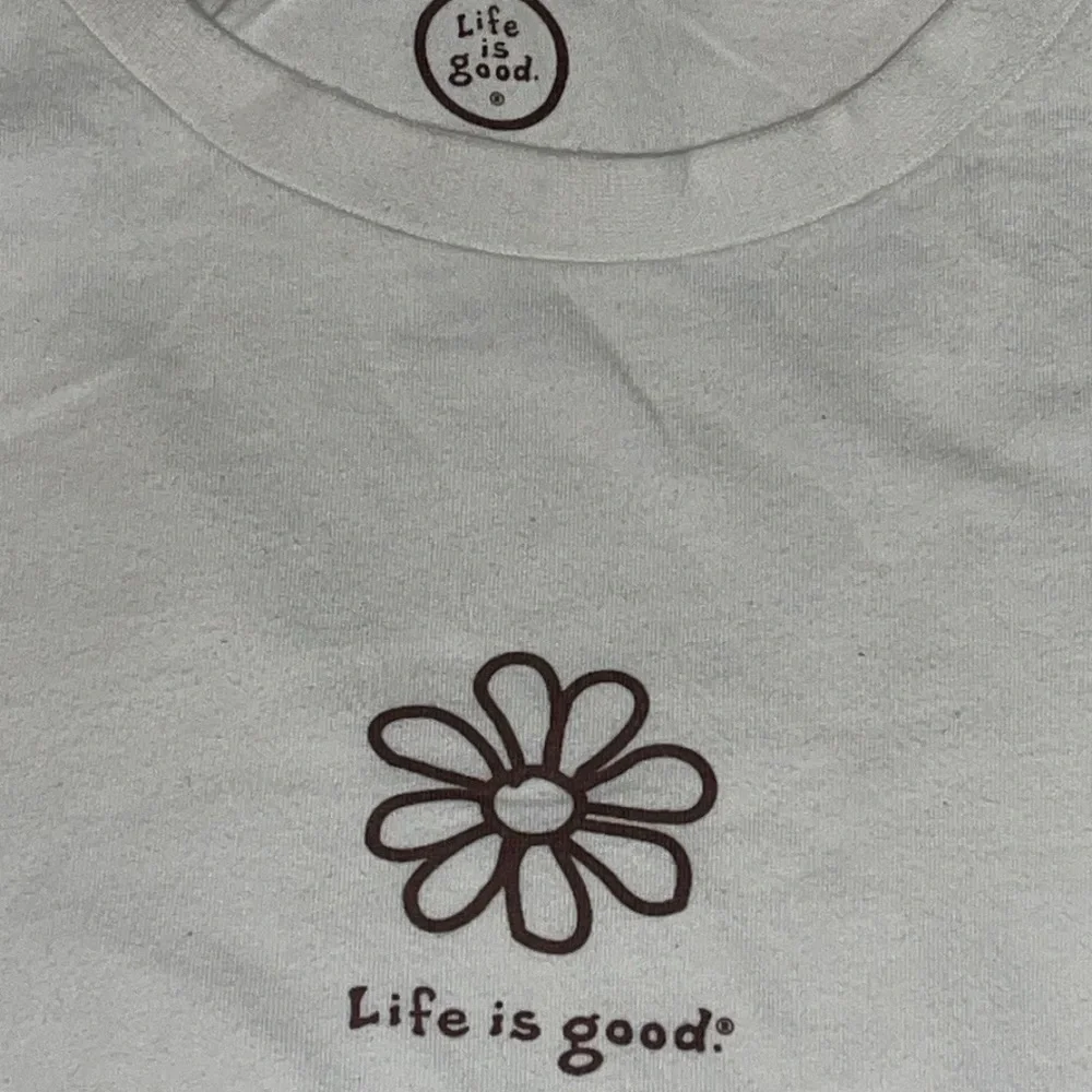 Life Is Good T-shirt - Picture 2 of 6